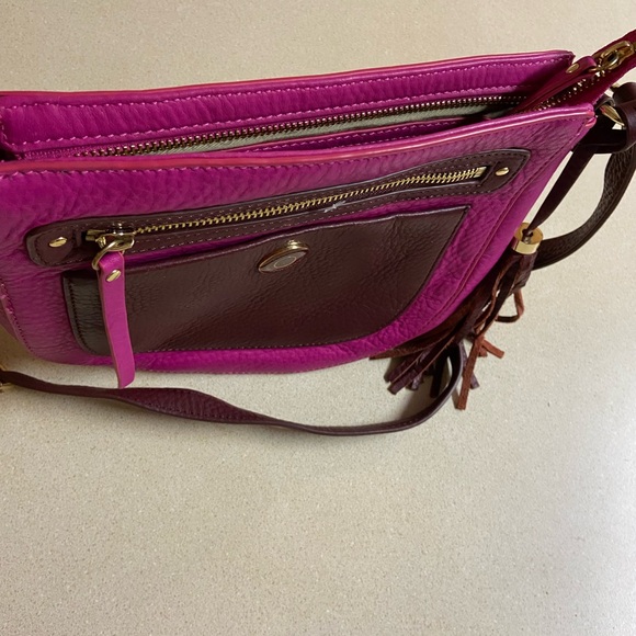 Isaac Mizrahi Vibrant Pink and Rich Brown Crossbody Bag - Picture 6 of 7